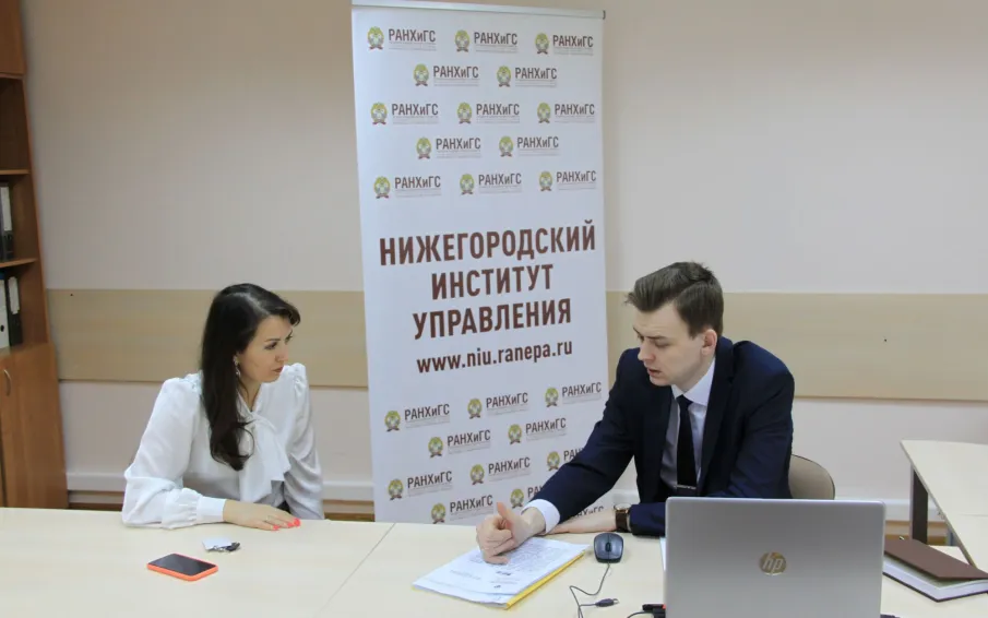 В рамках «Школы муниципального служащего»  прошел онлайн-вебинар на тему «Соблюдение требований антикоррупционного законодательства при исполнении обязанностей муниципальной службы»