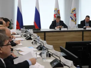 Петр Банников провел очередное заседание комиссии по противодействию коррупции